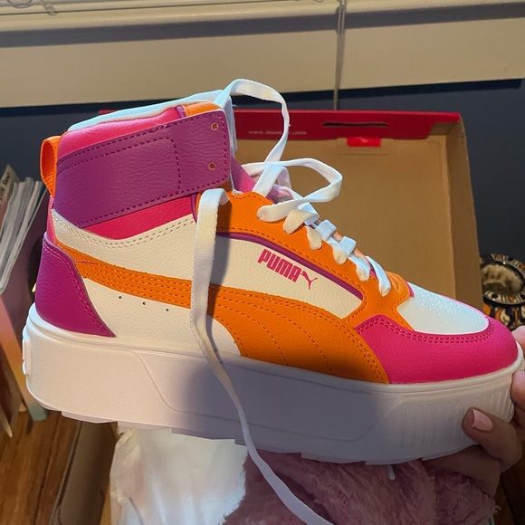 Puma Other - NIB Girls Puma Platform Sneakers